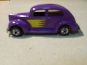 40ford2drpurpyelflash.jpg