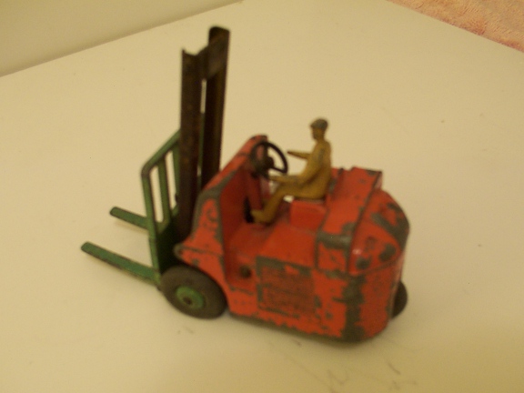 dinky4.jpg
